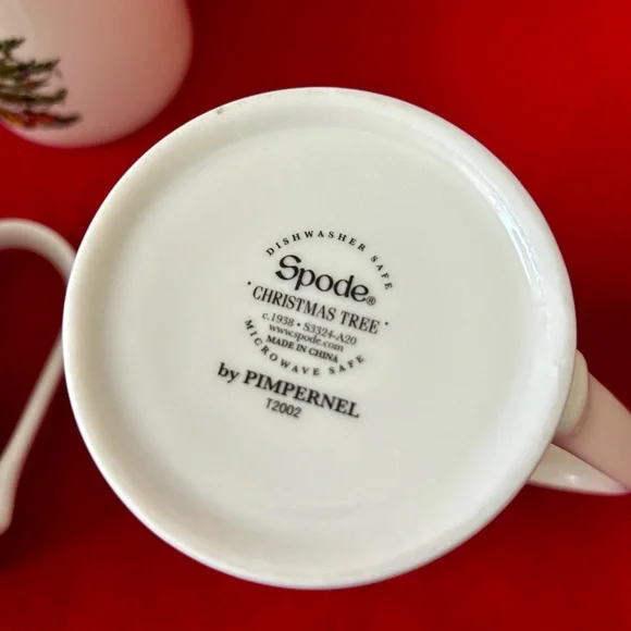 Spode Festive Nutcracker and Tree Mugs - Set of 4 - Picture 2 of 4